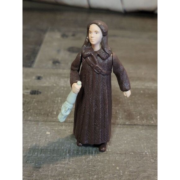 McDonald's Disney 2005 girl robe toy figure - Picture 1 of 5